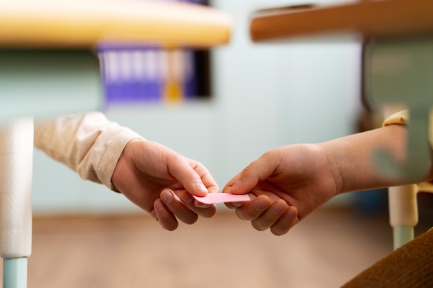 员工需改进方面怎么写